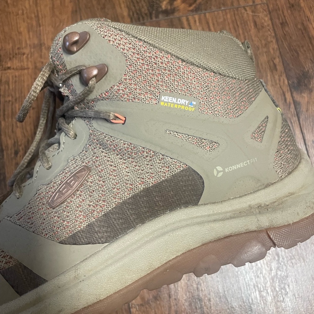 KEEN Women's Terradora 2 Waterproof Mid Height Hiking Boot - Picture 3 of 8